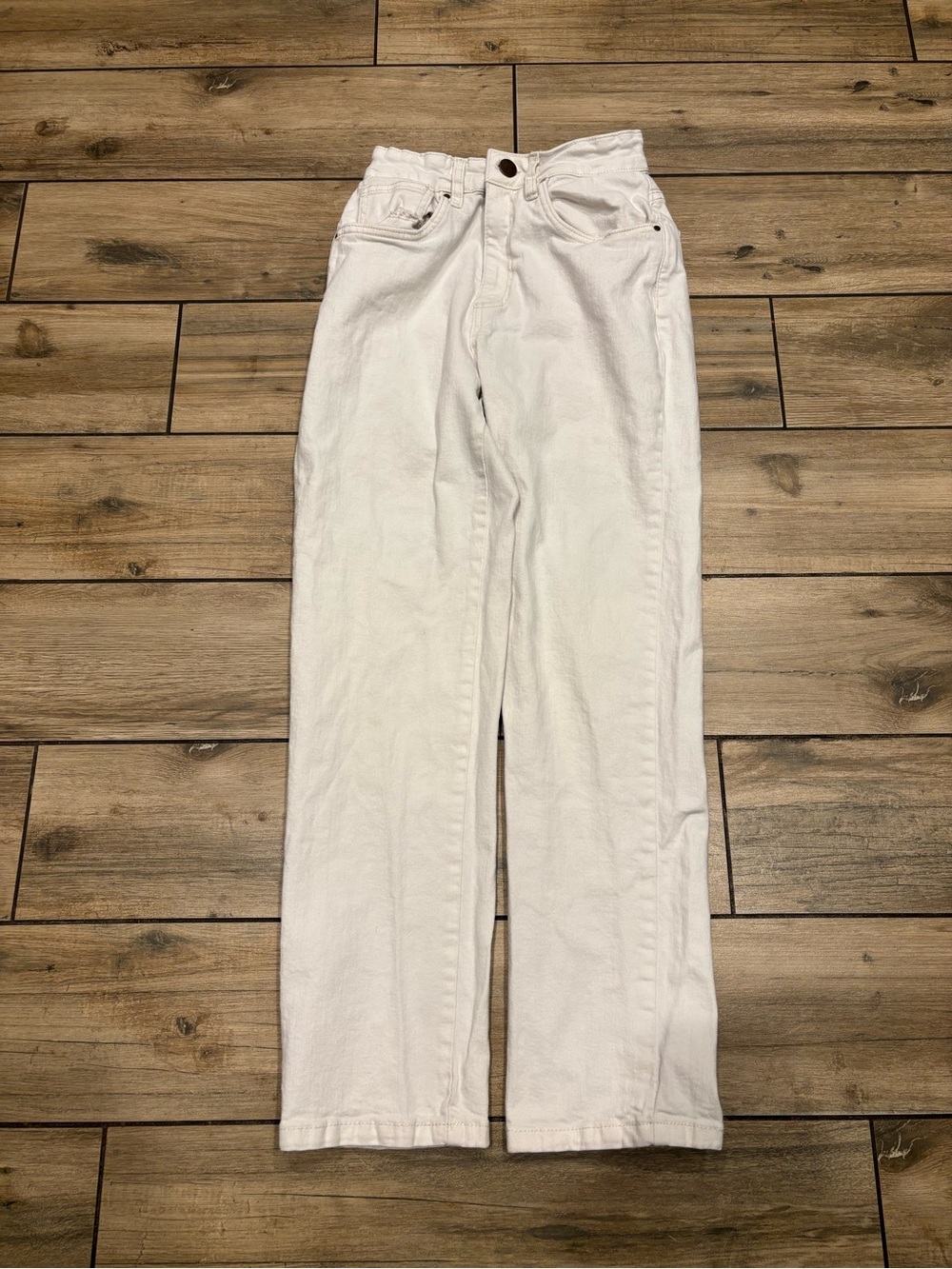 Cotton On White Stretch Straight Leg Jeans Size 4 (24x28) Loose Fit
